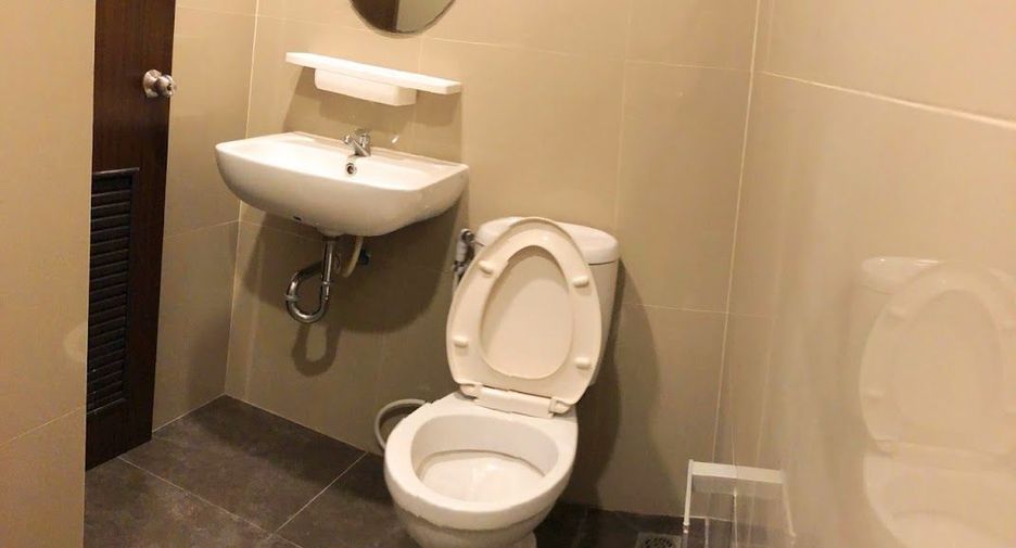 Hotel zum Kauf mit 45 Zimmer in Bang Kapi, Bangkok