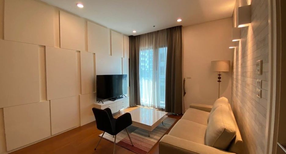 For rent and for sale 1 bed condo in Khlong Toei, Bangkok