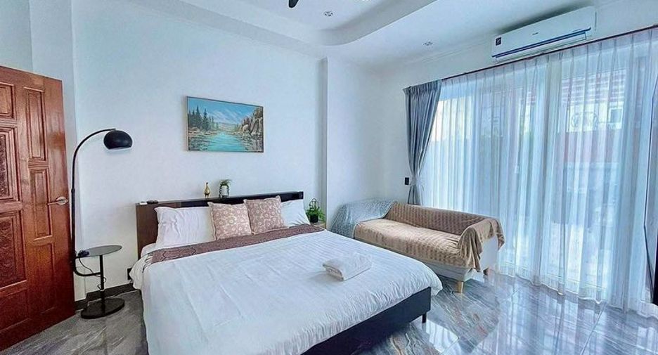 For sale 4 bedrooms villa in Bang Lamung, Chonburi