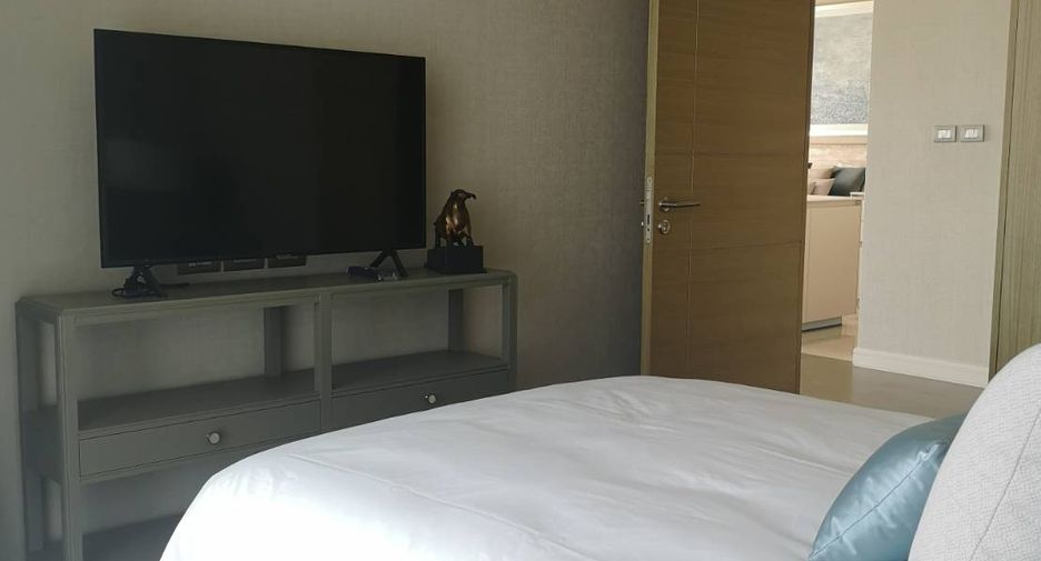 For rent 2 bedrooms condo in Pathum Wan, Bangkok