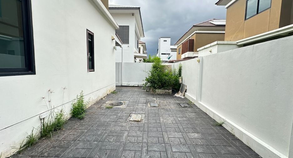 For rent 3 bedrooms house in Bang Phli, Samut Prakan