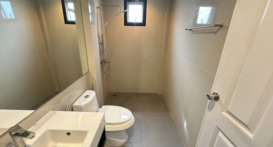 For rent 3 bedrooms house in Bang Phli, Samut Prakan