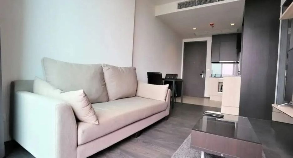 À louer et à vendre 1 chambre condo à Khlong Toei, Bangkok