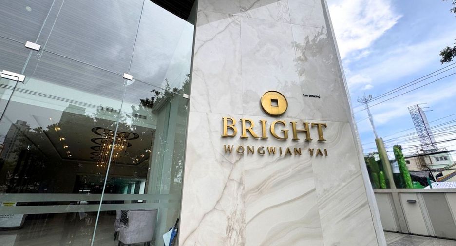 For sale 2 bedrooms condo in Thon Buri, Bangkok
