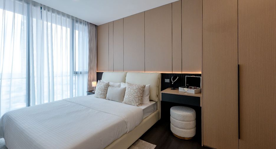 For sale 1 bed condo in Yan Nawa, Bangkok