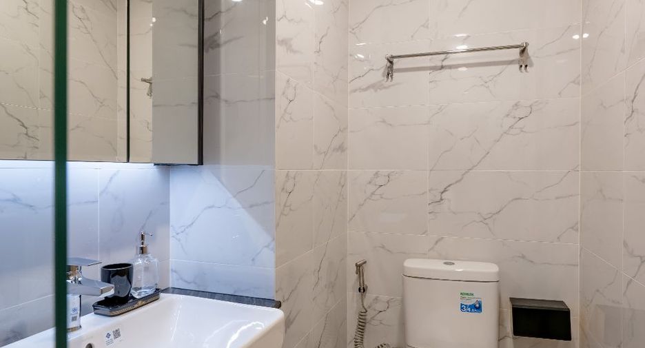For sale 1 bed condo in Yan Nawa, Bangkok