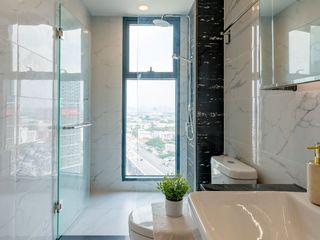 For sale 1 bed condo in Yan Nawa, Bangkok