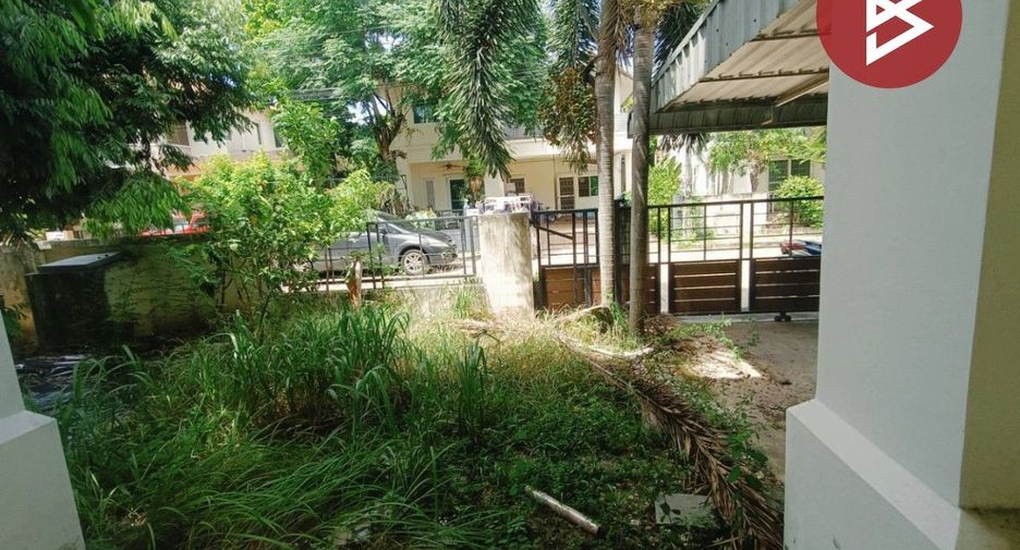 Haus zum Kauf mit Studio in Si Racha, Chonburi