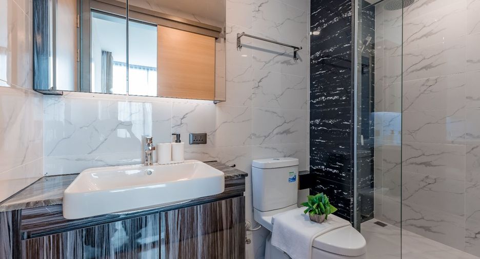 For sale 1 bed condo in Yan Nawa, Bangkok
