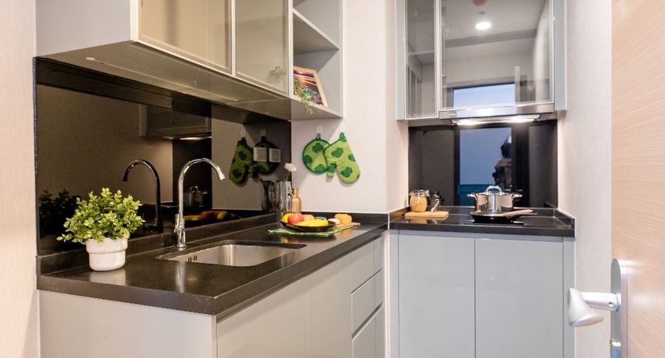 For sale 1 bed condo in Yan Nawa, Bangkok