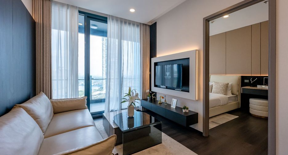 For sale 2 bedrooms condo in Yan Nawa, Bangkok