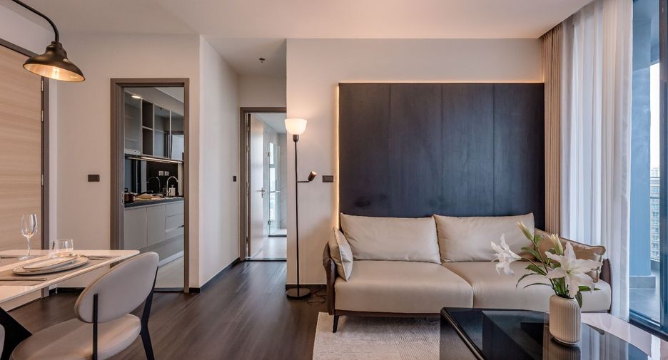 For sale 2 bedrooms condo in Yan Nawa, Bangkok