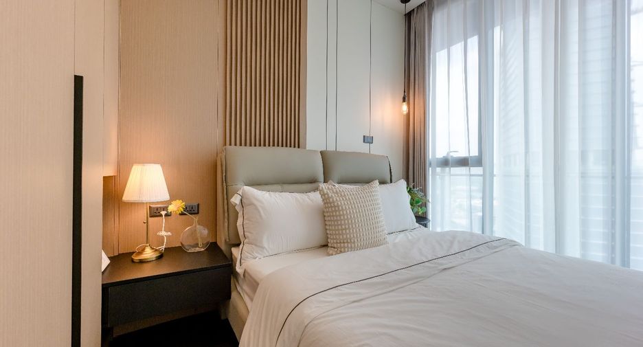 For sale 2 bedrooms condo in Yan Nawa, Bangkok