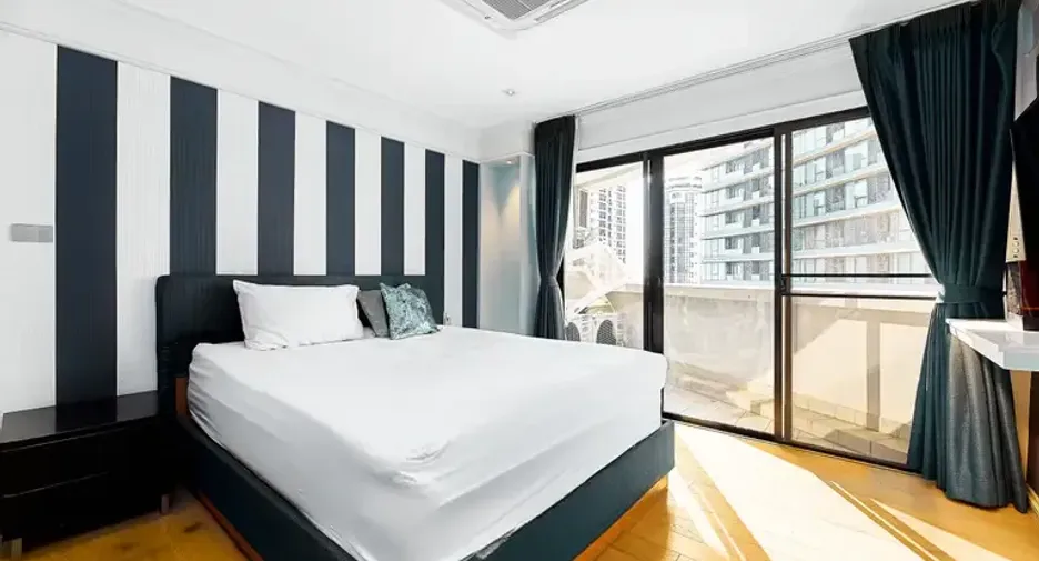 Wohnung zum Kauf mit 3 Zimmer in Khlong Toei, Bangkok