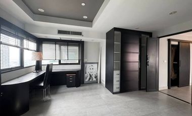 For sale 3 bedrooms condo in Sathon, Bangkok
