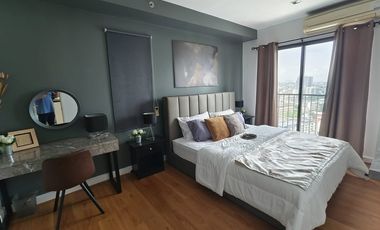 Продажа 1 кровать кондо в Сатхон, Бангкок