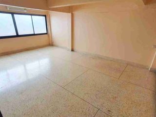 Local comercial en venta de 6 habitaciones en Bang Kruai, Nonthaburi