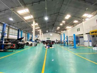 出租 3 卧室 商业空间 在 Wang Thong Lang, 曼谷