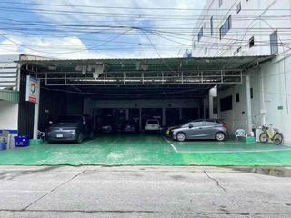 出租 3 卧室 商业空间 在 Wang Thong Lang, 曼谷