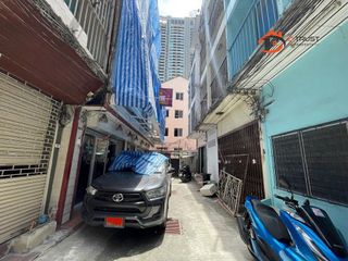 出售 3 卧室 商业空间 在 Bang Rak, 曼谷