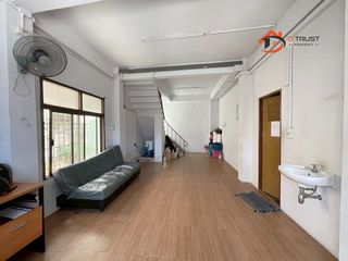 出售 3 卧室 商业空间 在 Bang Rak, 曼谷