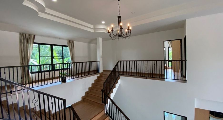 For sale 5 ベッドルーム house in San Sai, Chiang Mai