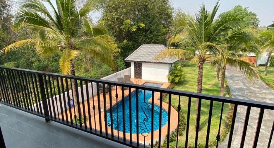 For sale 5 ベッドルーム house in San Sai, Chiang Mai