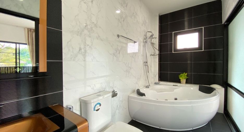 For sale 5 ベッドルーム house in San Sai, Chiang Mai