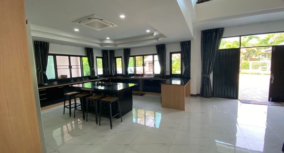 For sale 5 ベッドルーム house in San Sai, Chiang Mai