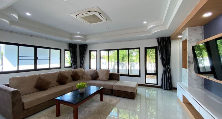 For sale 5 ベッドルーム house in San Sai, Chiang Mai