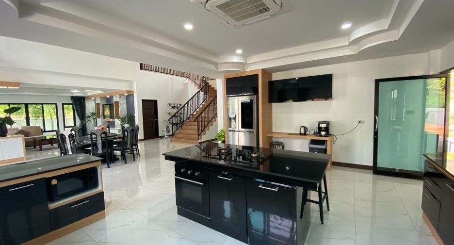 For sale 5 ベッドルーム house in San Sai, Chiang Mai