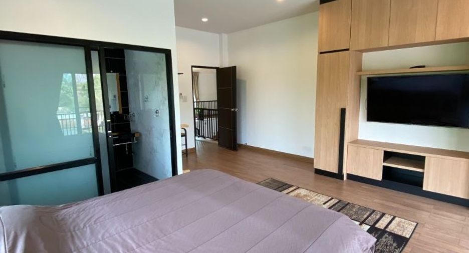 For sale 5 ベッドルーム house in San Sai, Chiang Mai