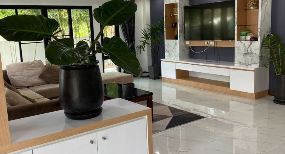 For sale 5 ベッドルーム house in San Sai, Chiang Mai