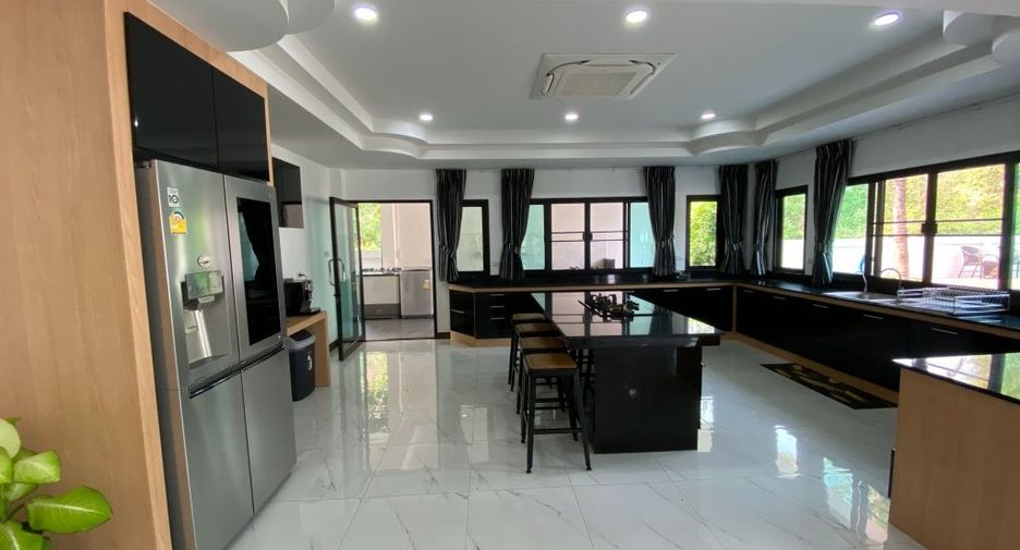 For sale 5 ベッドルーム house in San Sai, Chiang Mai