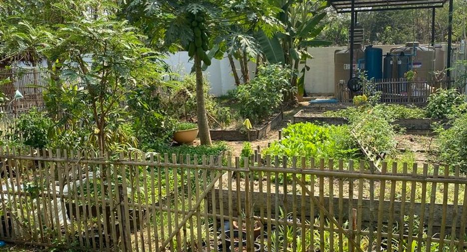 For sale 5 ベッドルーム house in San Sai, Chiang Mai