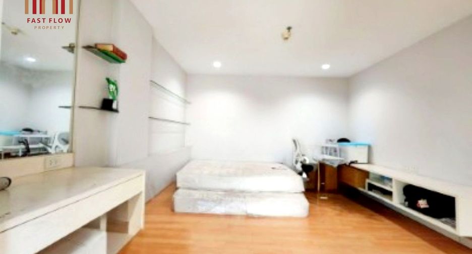 Wohnung zum Kauf mit 2 Zimmer in Bang Kapi, Bangkok