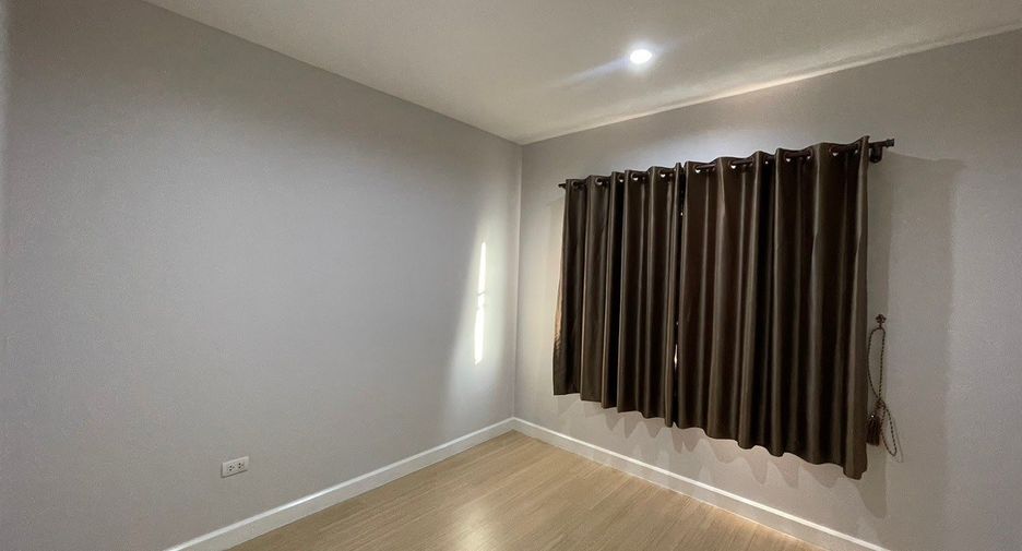 For rent and for sale 3 bedrooms house in Prawet, Bangkok