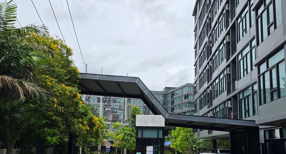 Condo en venta de 1 habitaciones en Si Racha, Chonburi