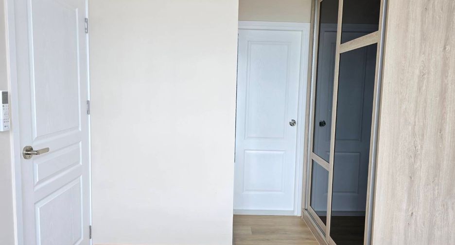 Condo en venta de 1 habitaciones en Si Racha, Chonburi