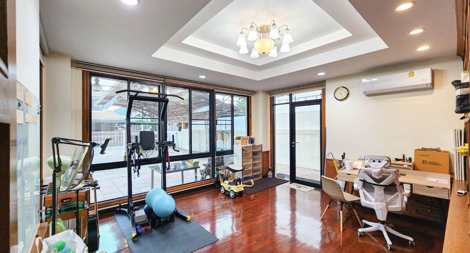 À vendre 5 chambres maison à Phra Pradaeng, Samut Prakan