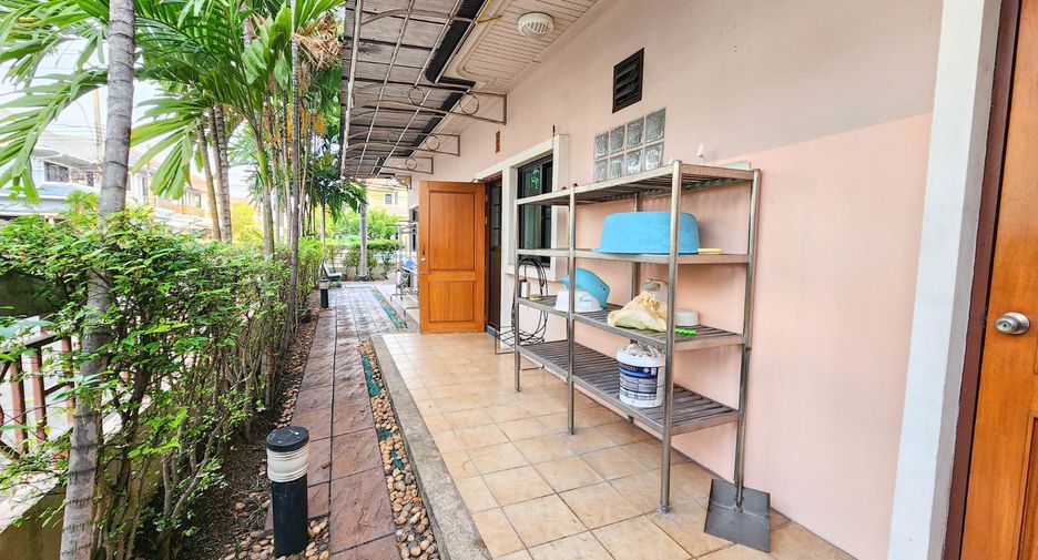 À vendre 5 chambres maison à Phra Pradaeng, Samut Prakan