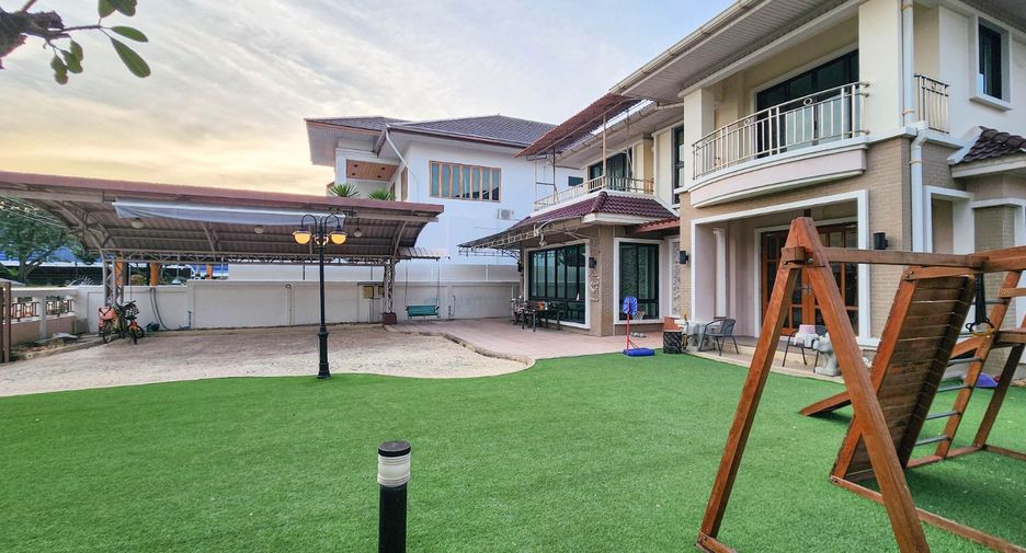À vendre 5 chambres maison à Phra Pradaeng, Samut Prakan
