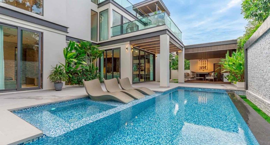 Villa zum Kauf mit 7 Zimmer in Sattahip, Chonburi
