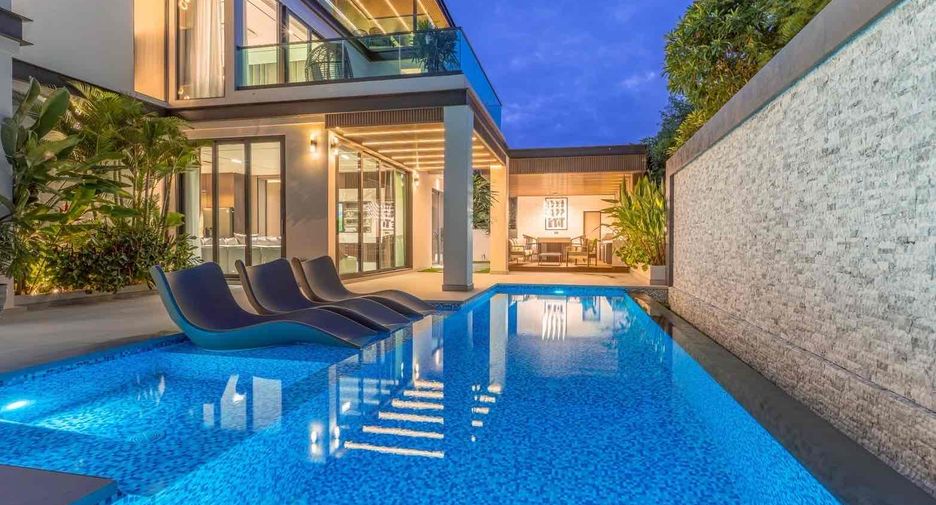 Villa zum Kauf mit 7 Zimmer in Sattahip, Chonburi