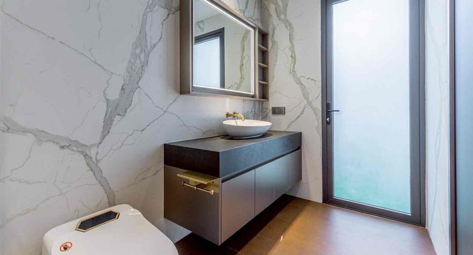 Villa zum Kauf mit 7 Zimmer in Sattahip, Chonburi