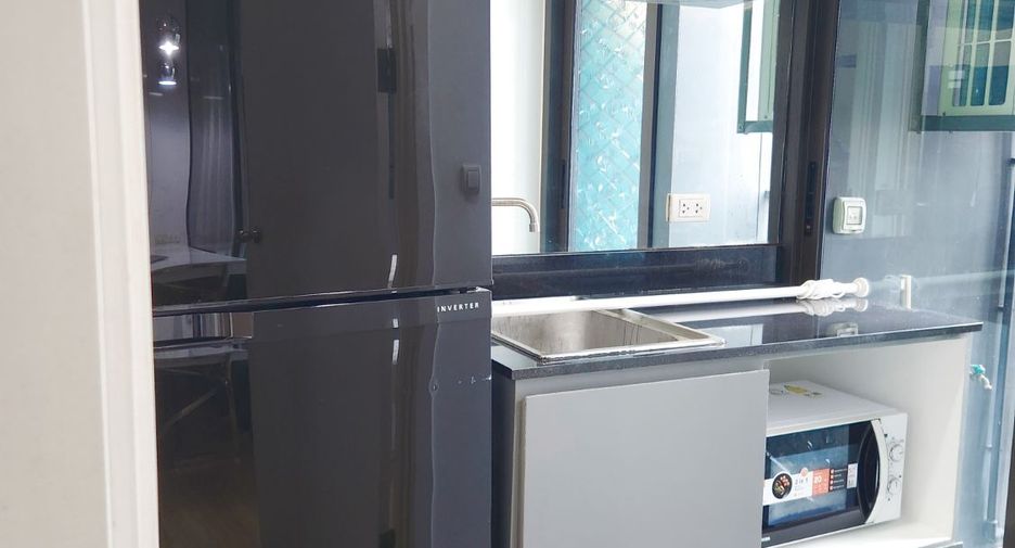 À vendre 1 chambre condo à Bang Phlat, Bangkok