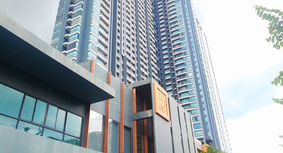 À vendre 1 chambre condo à Bang Phlat, Bangkok