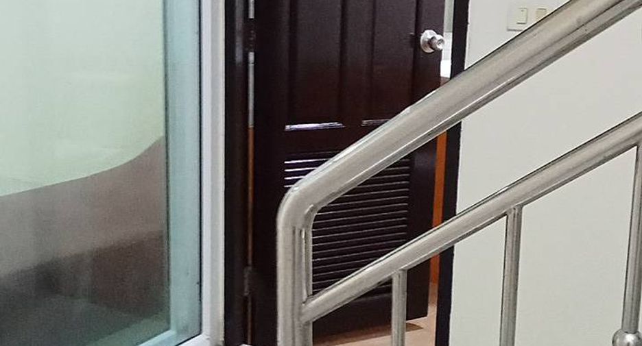For sale 4 bedrooms retail Space in Hua Hin, Prachuap Khiri Khan
