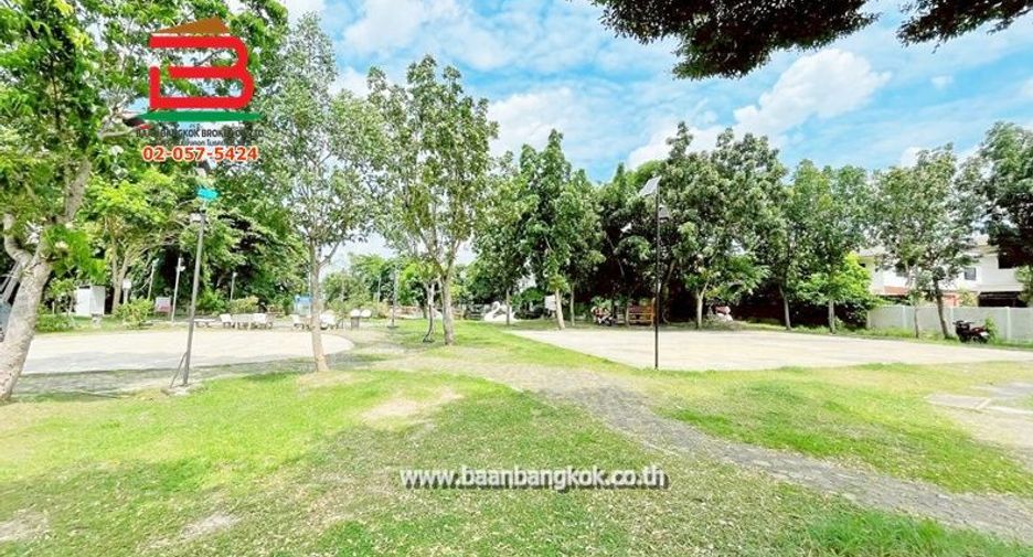 出售 4 卧室 商业空间 在 Khlong Luang, Pathum Thani
