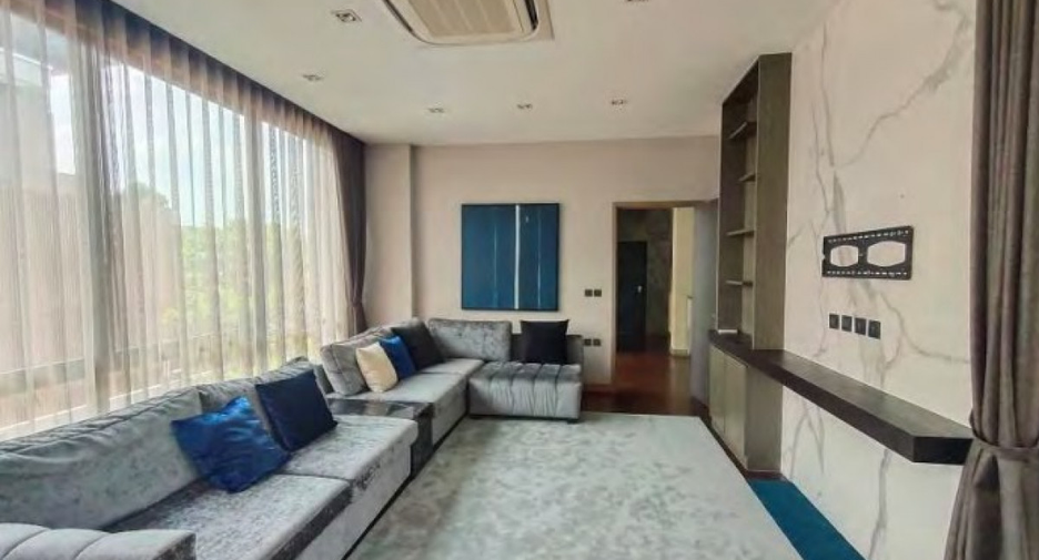 Haus zum Kauf mit 5 Zimmer in Lak Si, Bangkok